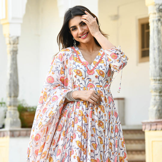 Buy Kurta Set For Women Online @ Best Price – Bunaai