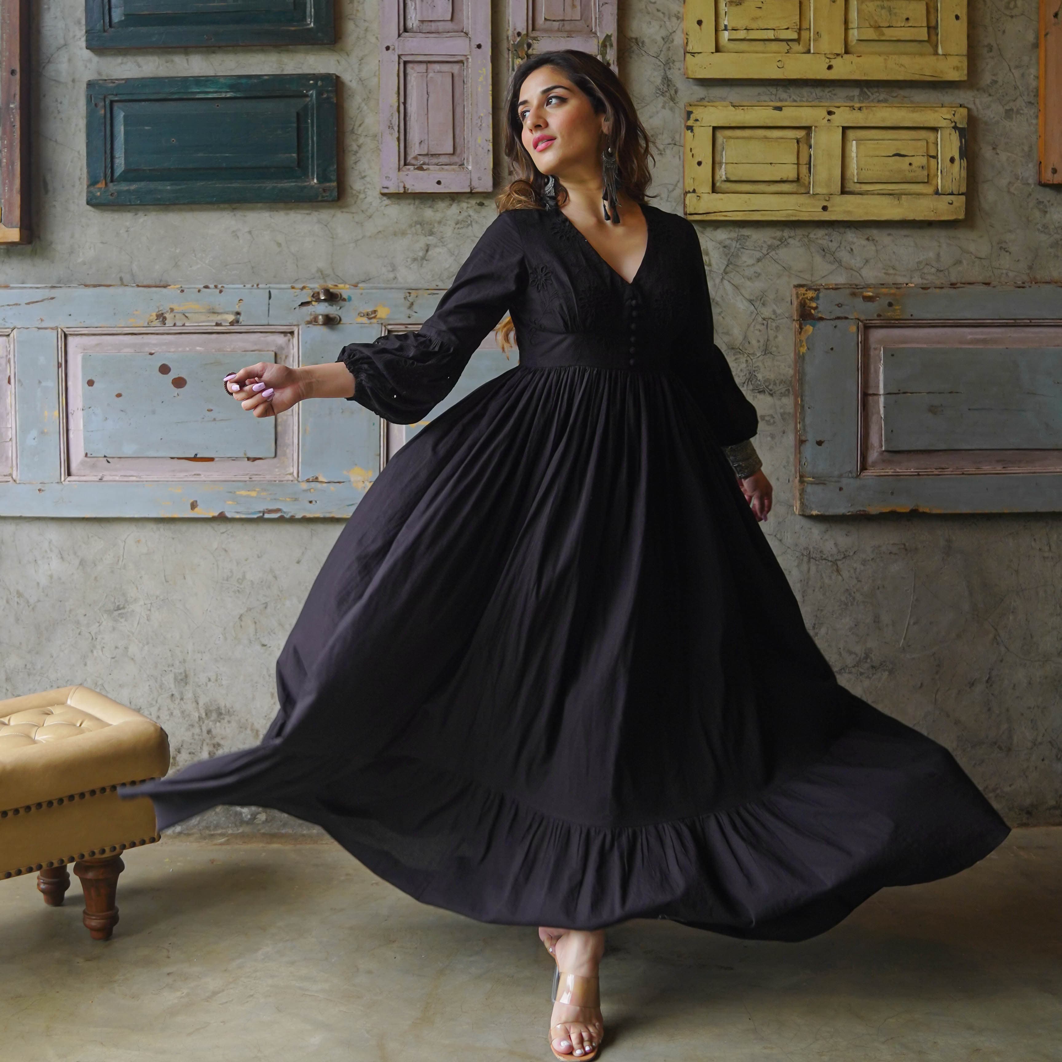 Buy Vivaraa Women Black Embroidered Maxi Dress at Amazon.in