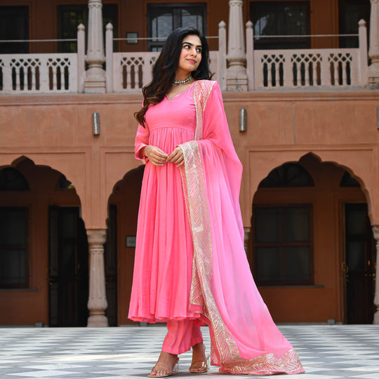 Buy Kurta Set for Women Online @ Best price – Bunaai